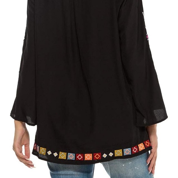 AK Women's Embroidered Tops Mexican Shirt - Picture 2 of 7